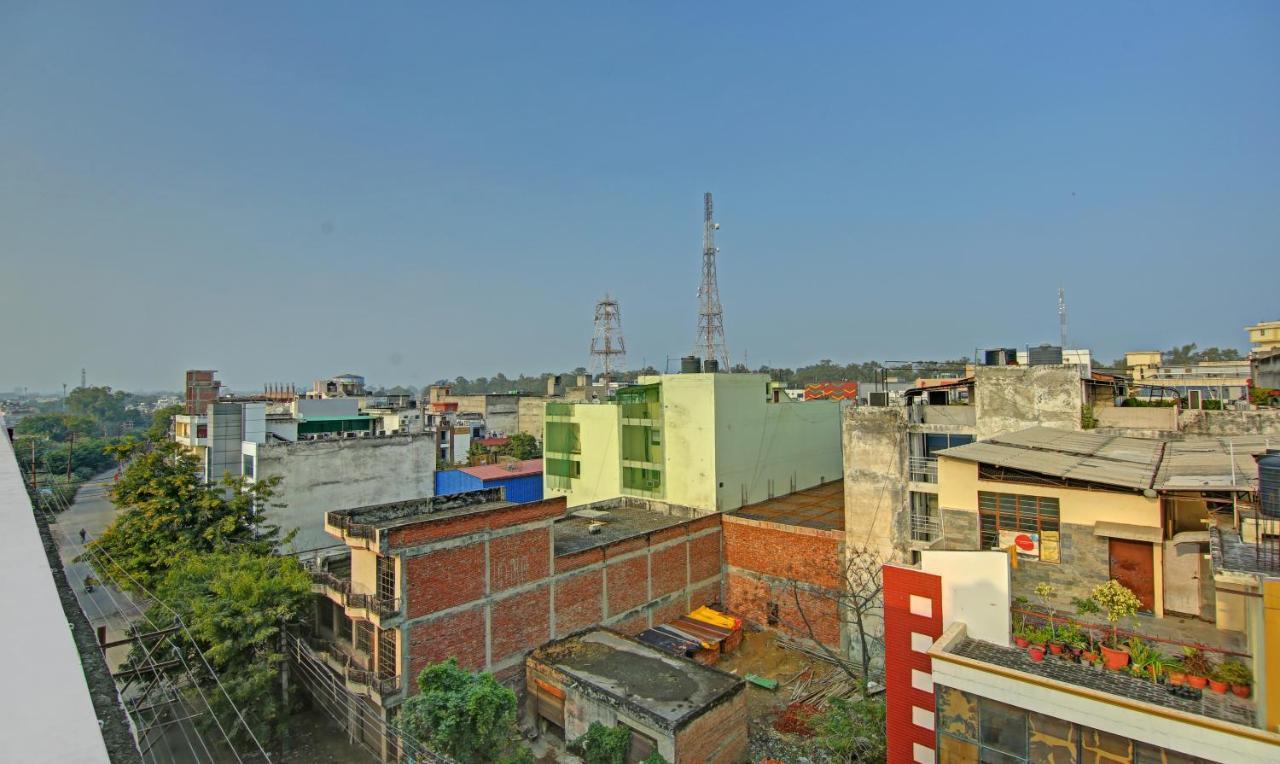 Itsy By Treebo - Royale Inn Meerut Exterior photo
