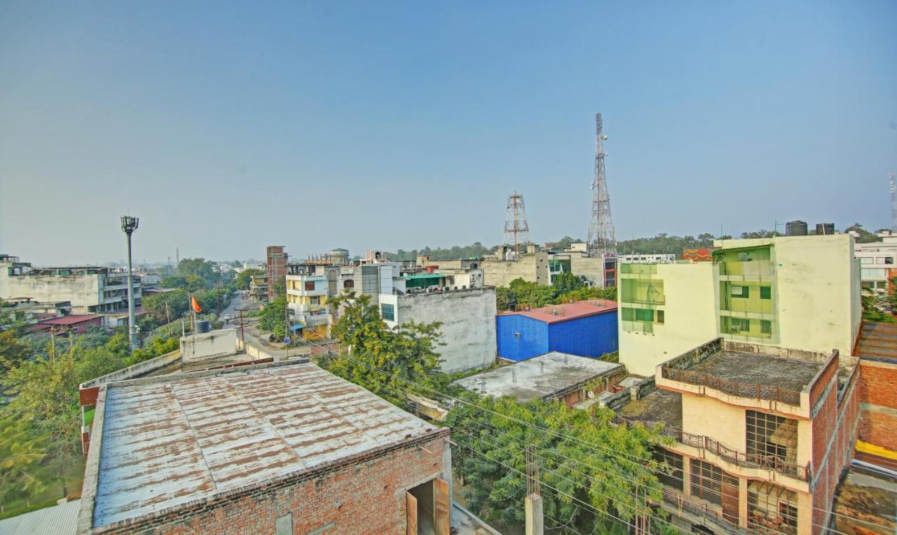 Itsy By Treebo - Royale Inn Meerut Exterior photo