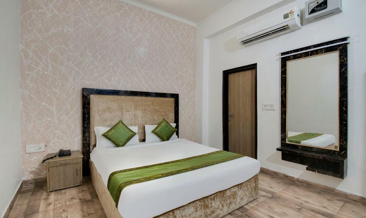 Itsy By Treebo - Royale Inn Meerut Exterior photo