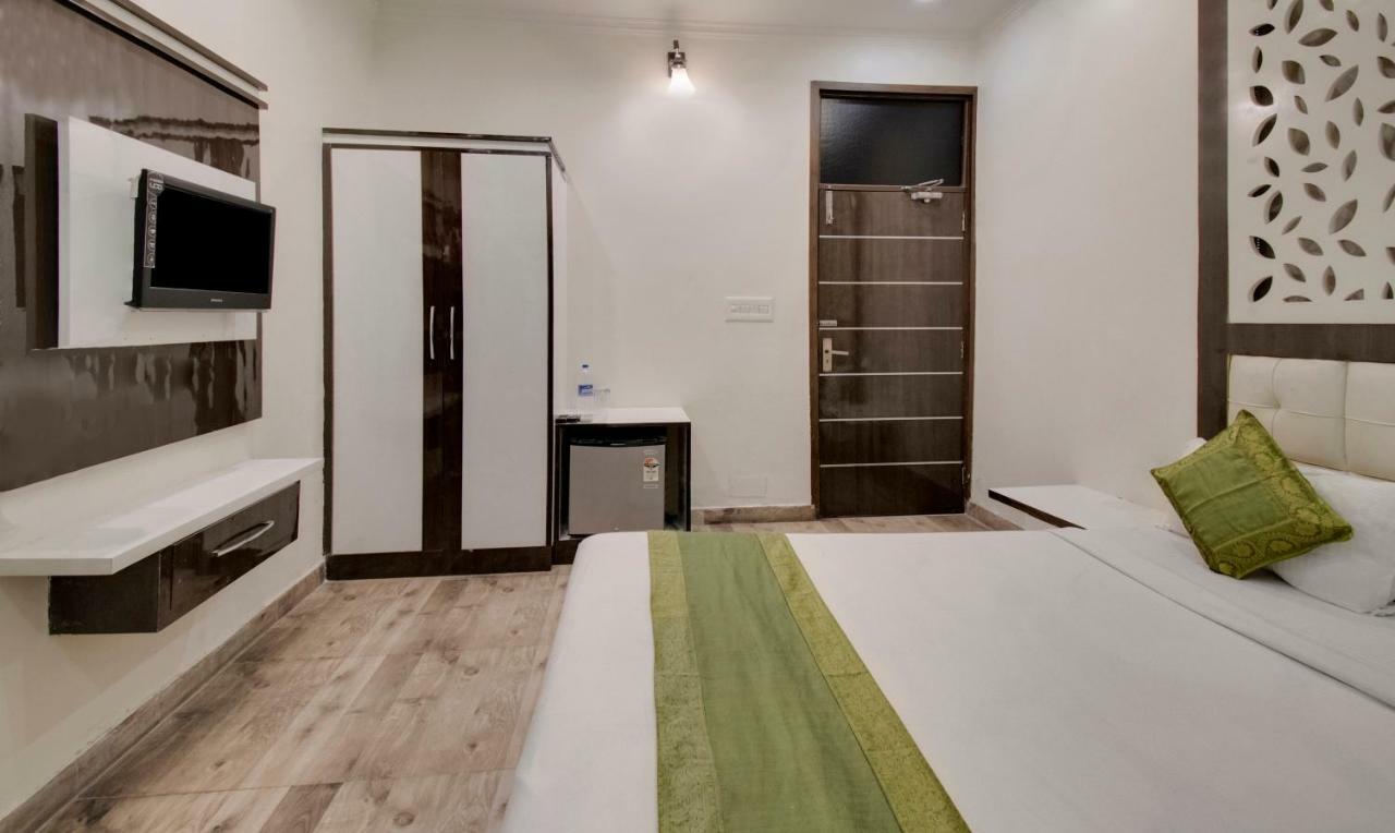 Itsy By Treebo - Royale Inn Meerut Exterior photo