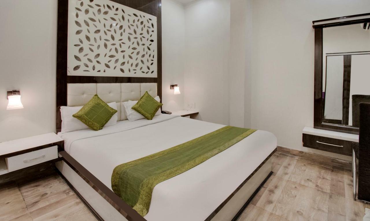 Itsy By Treebo - Royale Inn Meerut Exterior photo