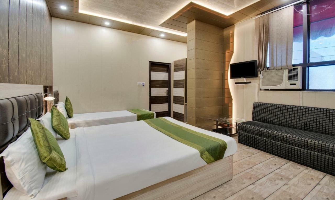 Itsy By Treebo - Royale Inn Meerut Exterior photo
